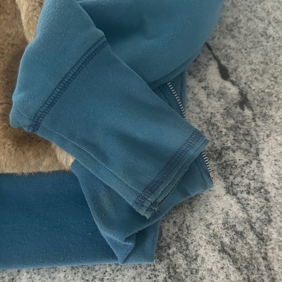 Y2K Rare Hollister Tan Faux Fur zip up hoodie/ Jacket size Large - Picture 13 of 16